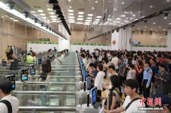 横琴口岸出入境客流量较去年提前29天 突破1000万人次